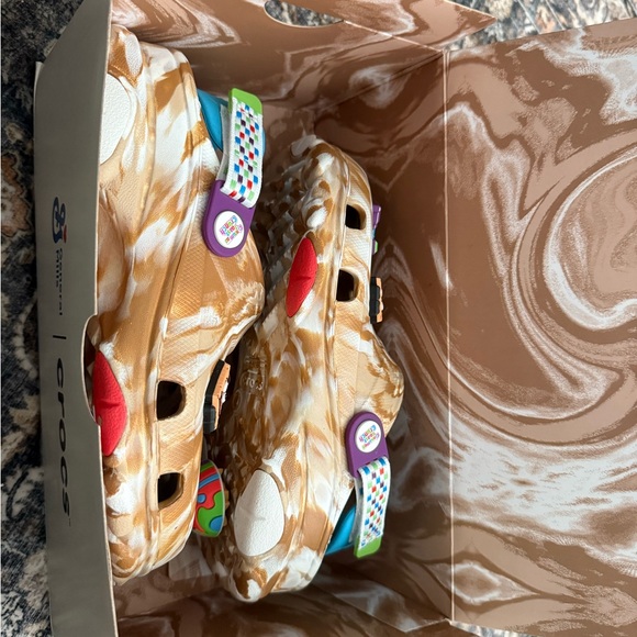 Cinnamon Toast Crunch Crocs- Tan and Blue